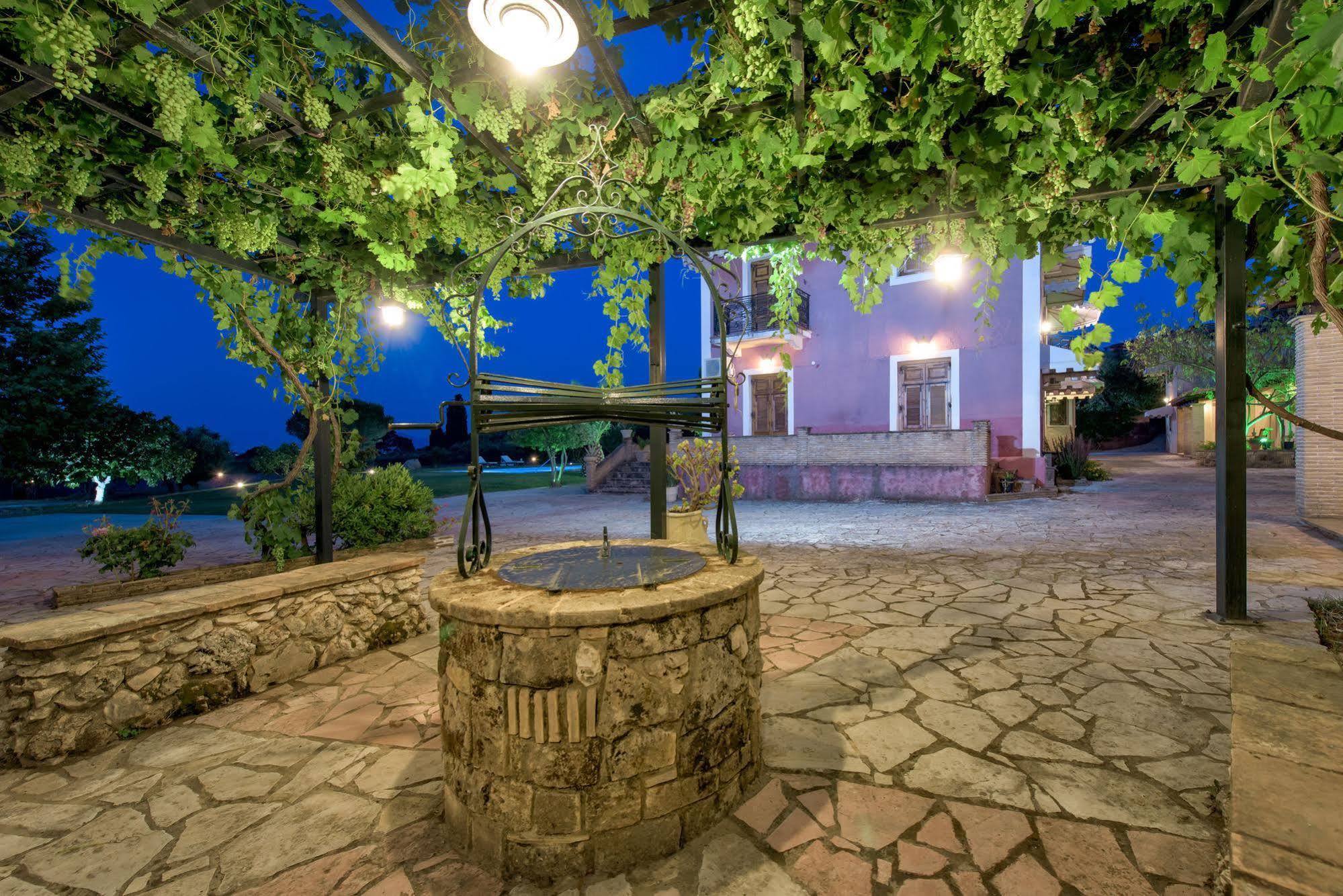 Willa Sarakino House Of Literature Agios Dimitrios  Zewnętrze zdjęcie